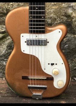 1957 Harmony H-44